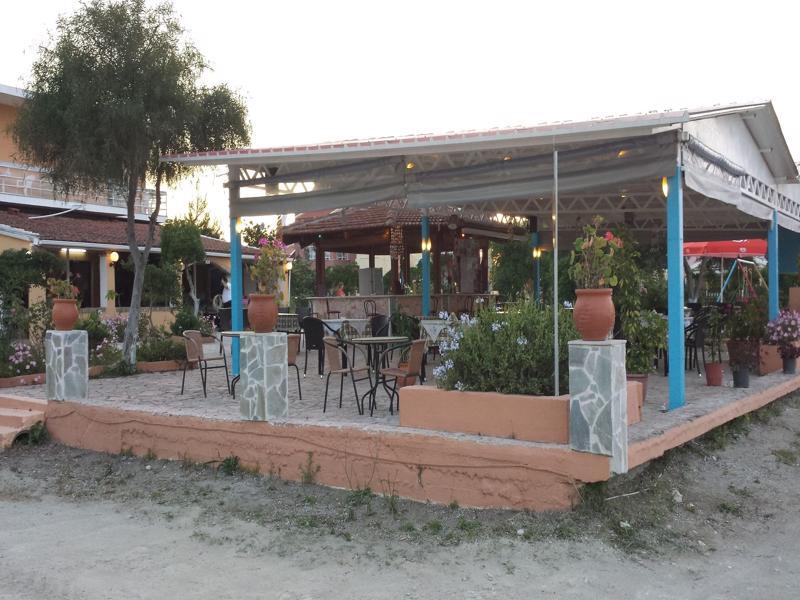 Nikolas Club Kávos Exterior foto